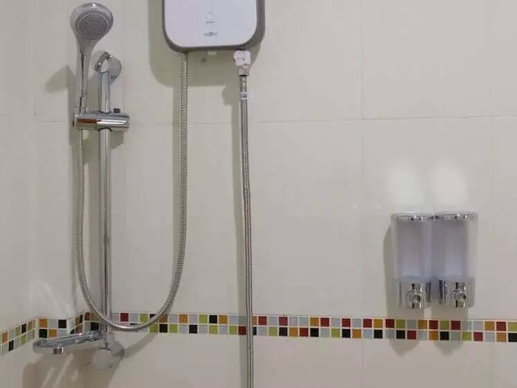 Hotelli Fahsai Lanta House