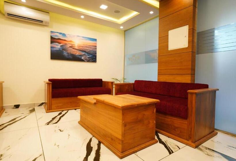 هتل Grand Residency & Resort