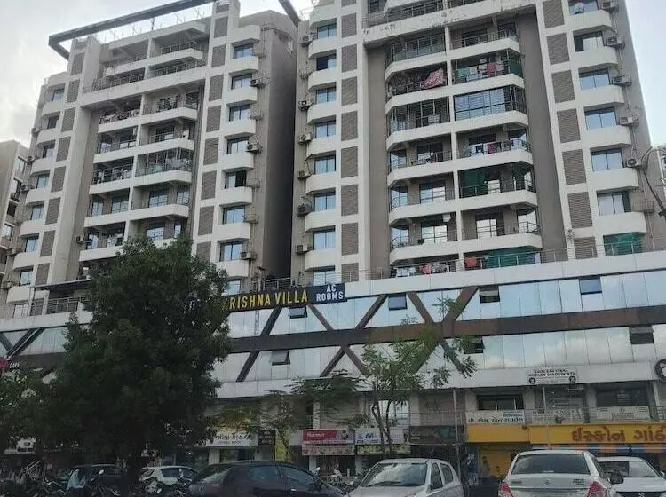 ホテル Krishna Villa