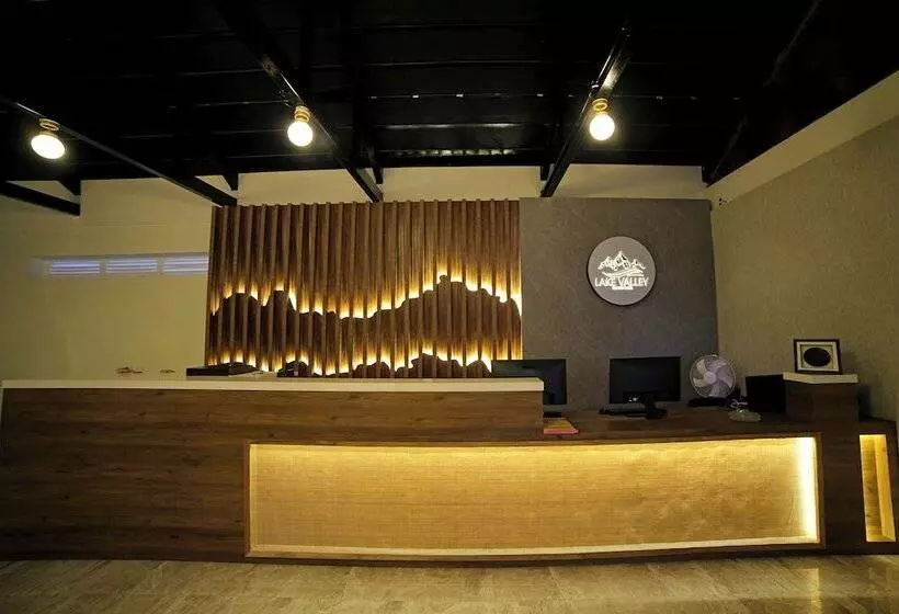 ホテル Lake Valley Resort And Spa, Tirupati