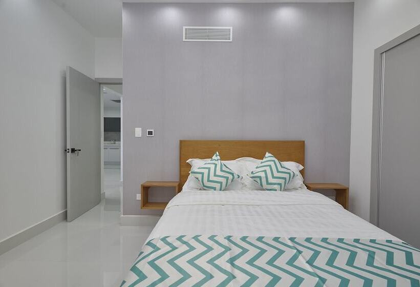 هتل Monaco Residences Piantini