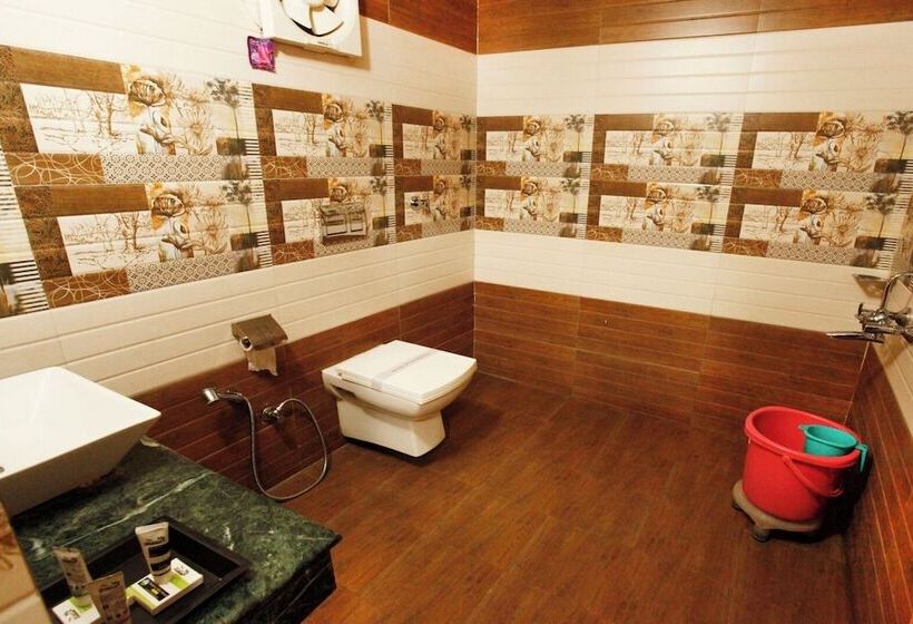 Hotel Nature S Valley Resort Kausani