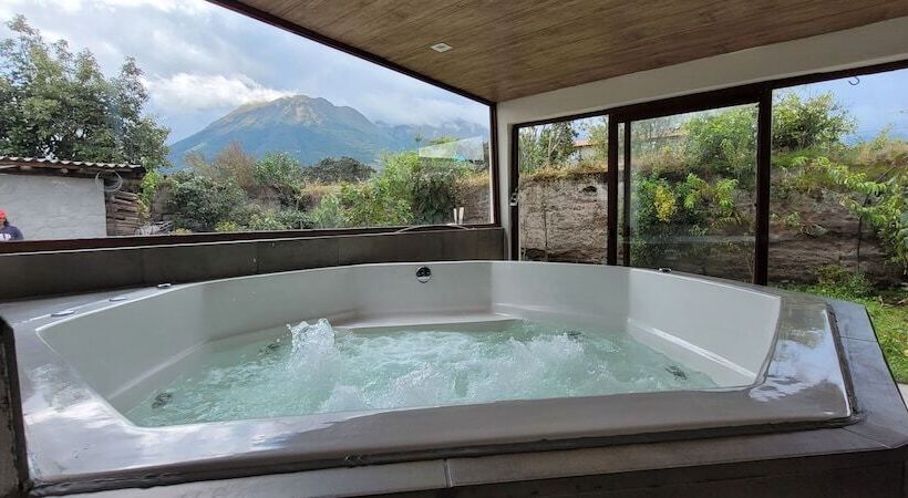 ホテル Refugio Cumanda  Lodge