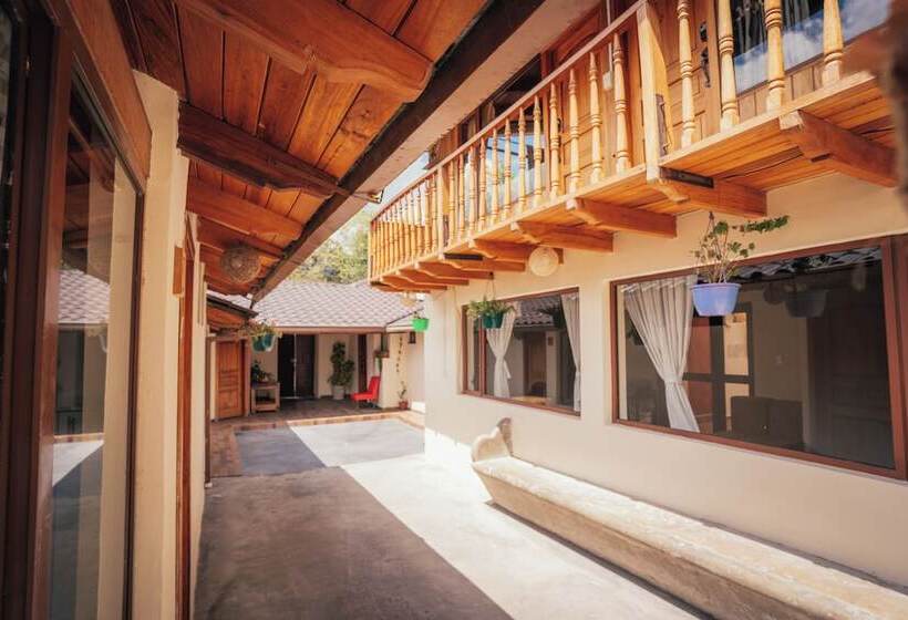 ホテル Refugio Cumanda  Lodge