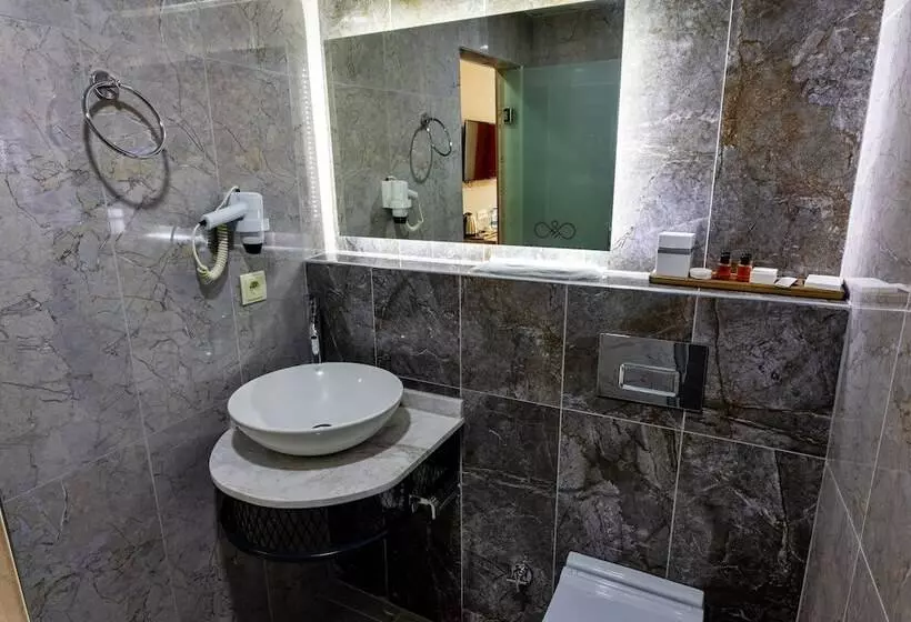 هتل Taşkın