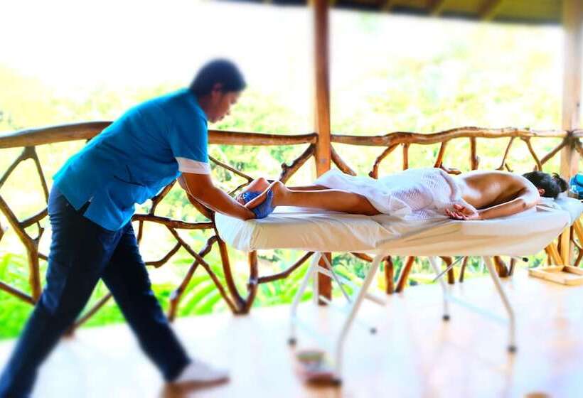 Hotel The River House   Upscale Lodge