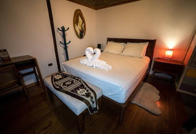 Hotel The River House   Upscale Lodge