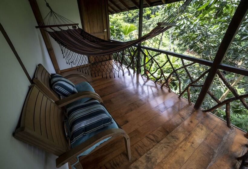 Hotel The River House   Upscale Lodge