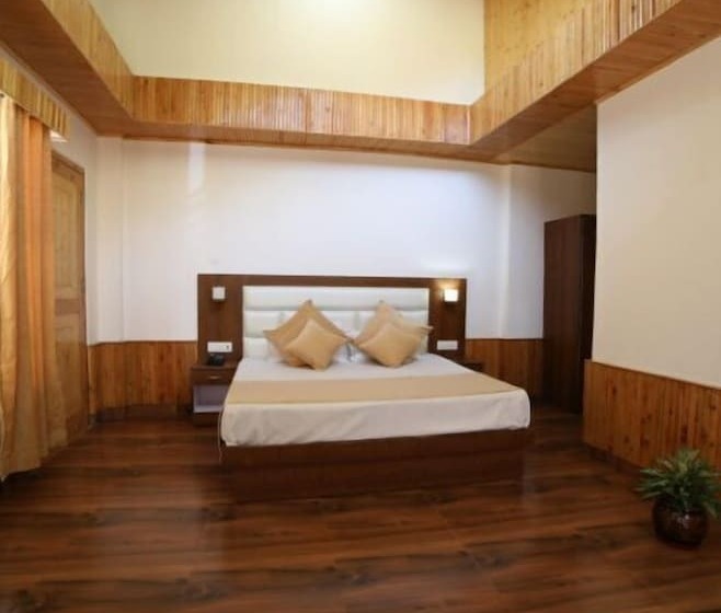 בית מלון כפרי Tirthan Villa And Resort