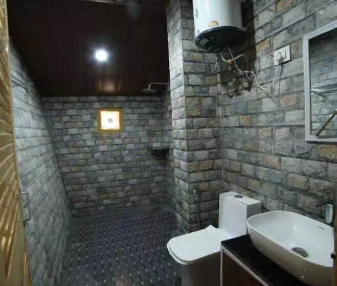 ホテル Tirthan Villa And Resort