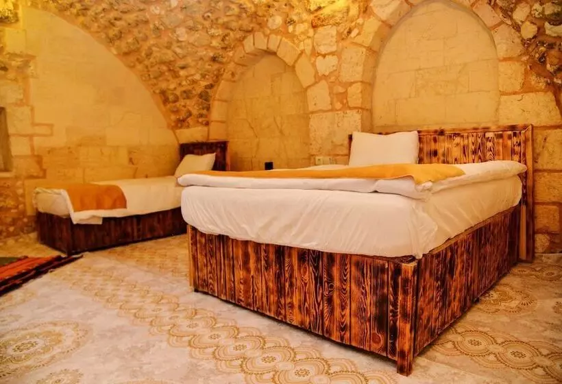 Karagül Otel
