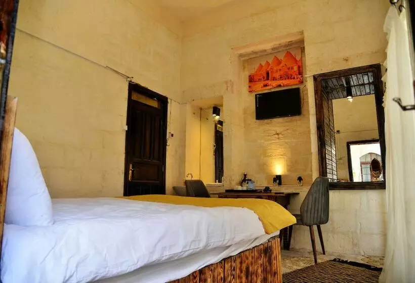 Karagül Otel