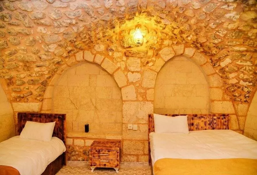 Karagül Otel