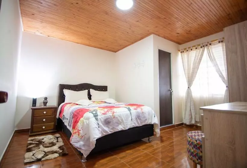 Manantial Hostal