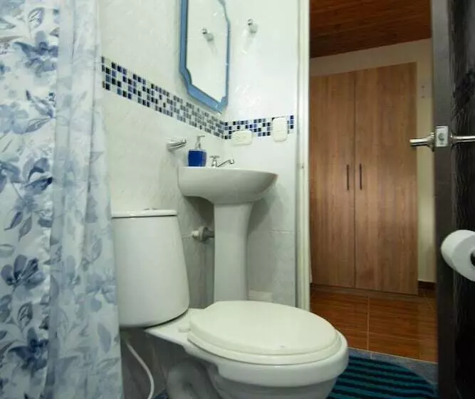 Manantial Hostal