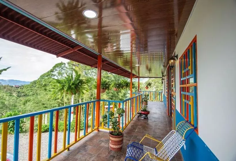 Manantial Hostal