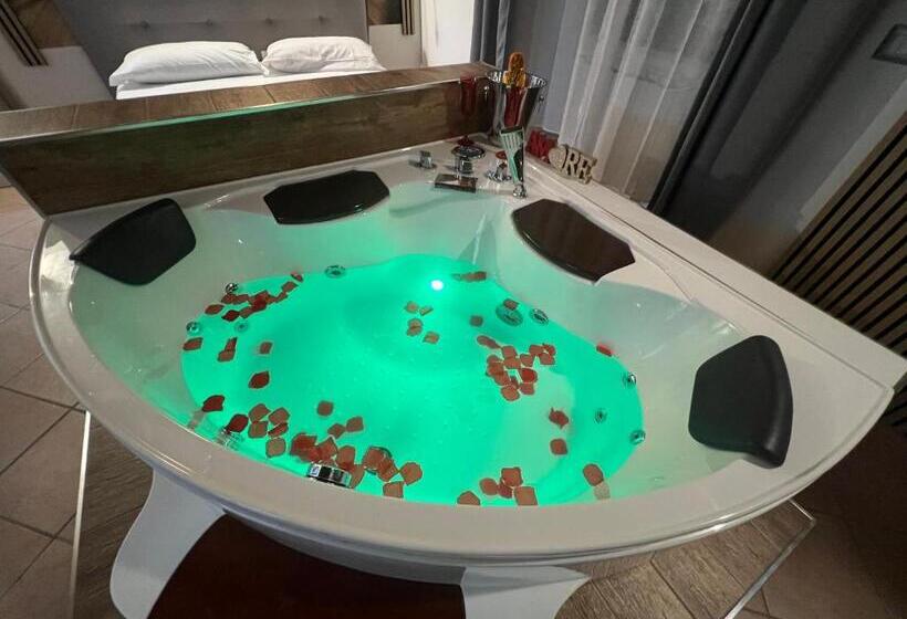 پانسیون Sealovers House Sea View Deluxe