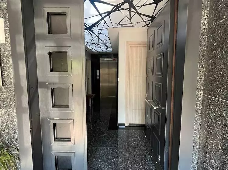 Vatan House