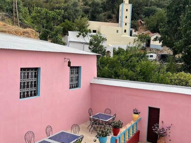 تختخواب و صبحانه Dar Lala Zhour