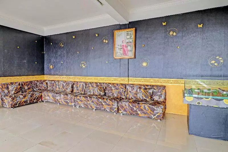 Capital O 91466 Hotel Neu Backpacker Tf Syariah