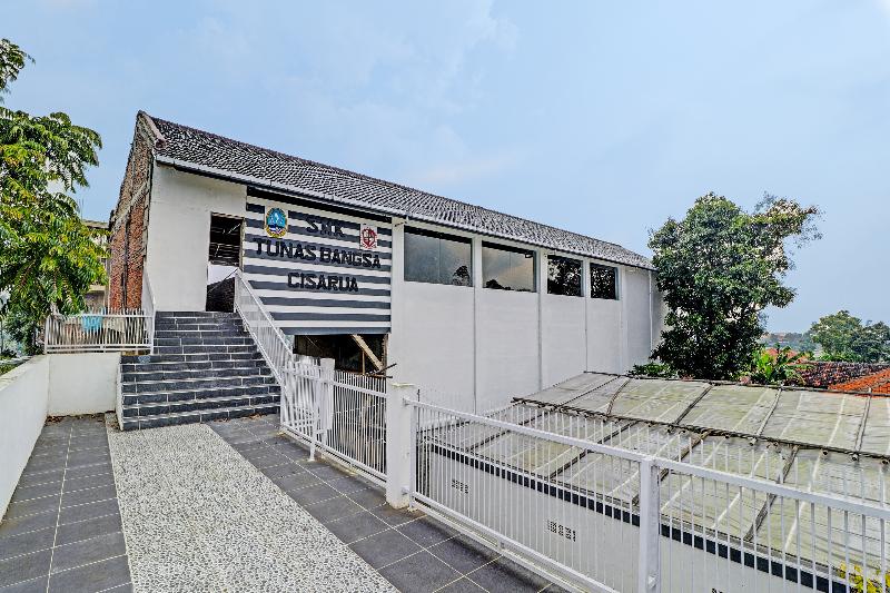 Capital O 91466 Hotel Neu Backpacker Tf Syariah