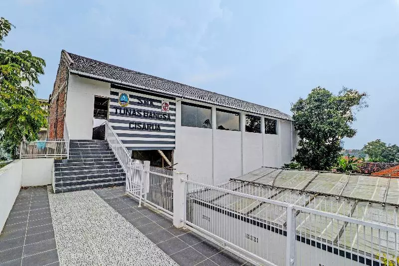 Capital O 91466 Hotel Neu Backpacker Tf Syariah