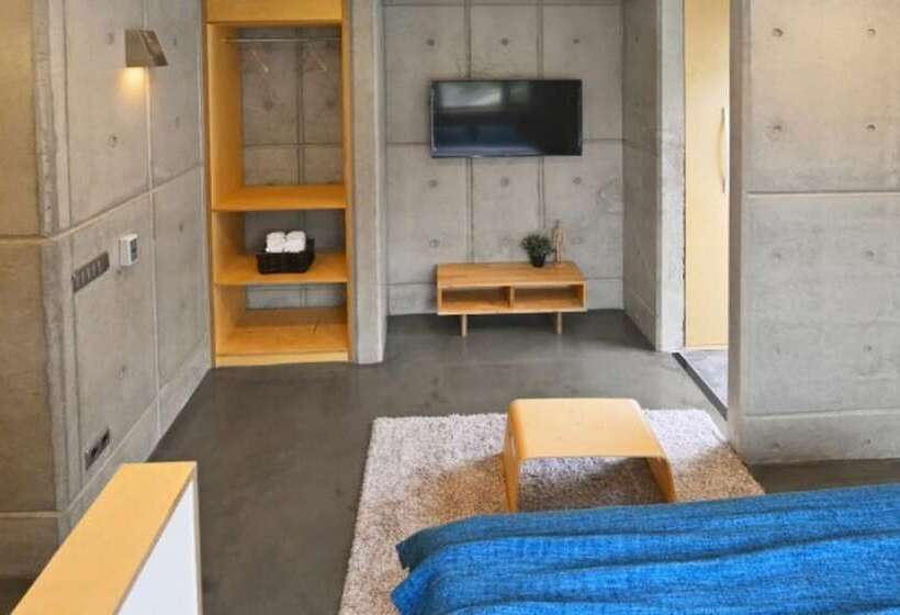 Gangneung Le Chatree Pension