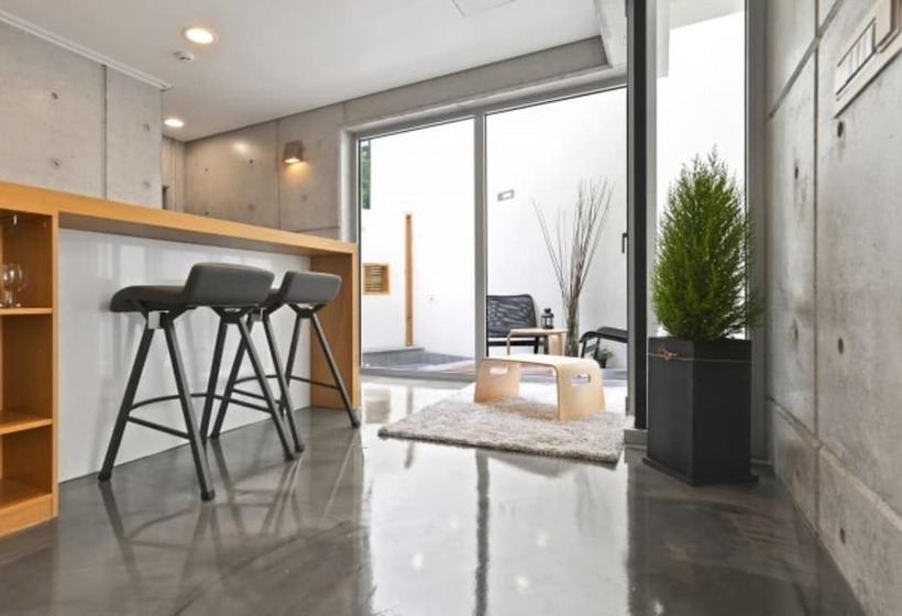 Gangneung Le Chatree Pension