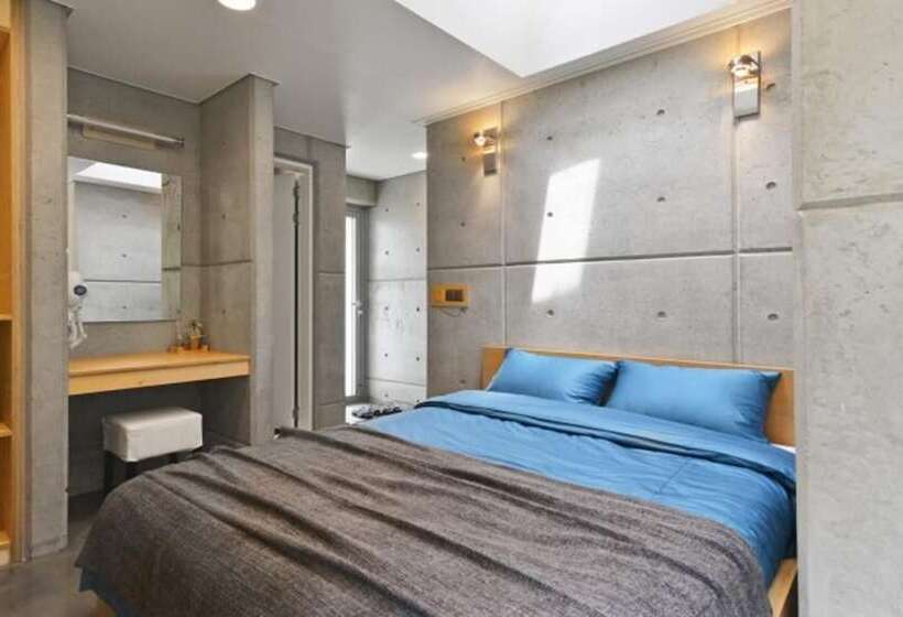 Gangneung Le Chatree Pension