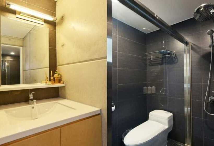 Gangneung Le Chatree Pension