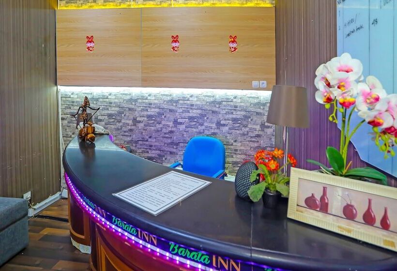 فندق Capital O 92306 Barata Inn