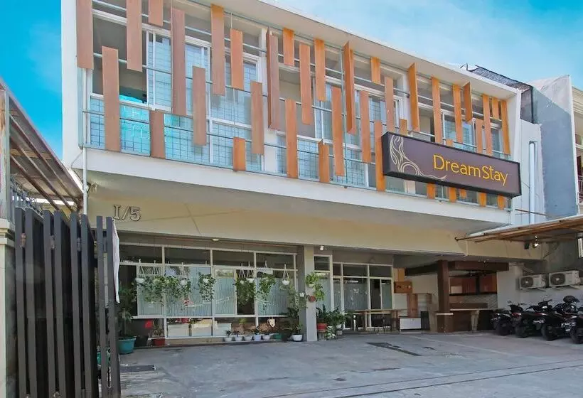 Hotel Dream Stay By Oyo
