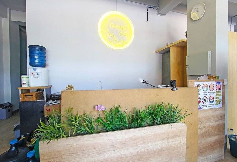 هتل Dream Stay By Oyo