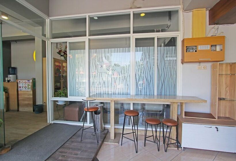 هتل Dream Stay By Oyo