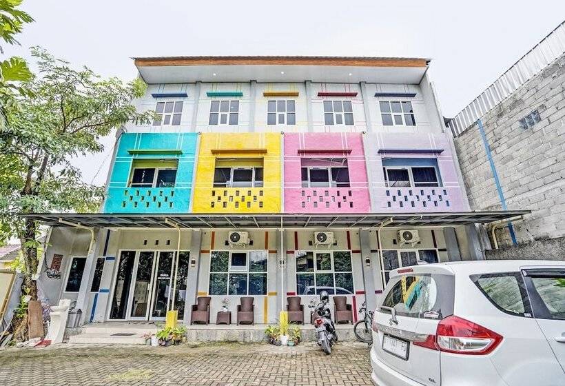 Отель Fa Homestay Syariah By Oyo