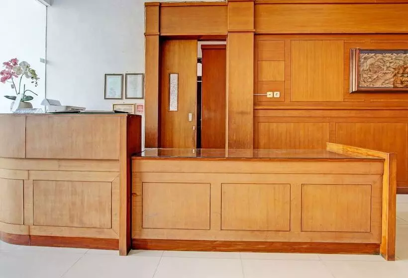 Hotel Griya Lestari Pati 2 By Oyo