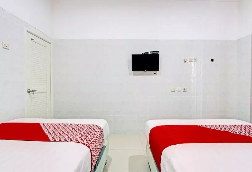 Hotel Griya Lestari Pati 2 By Oyo