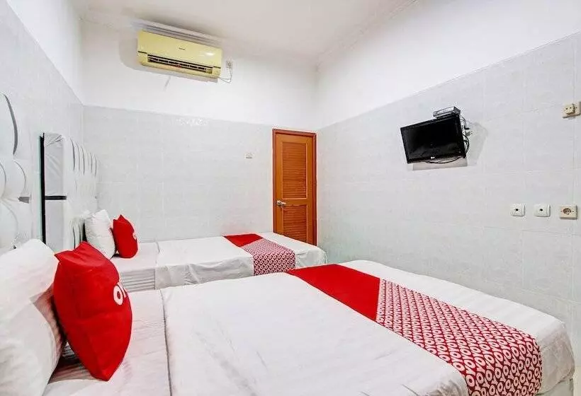 Hotel Griya Lestari Pati 2 By Oyo