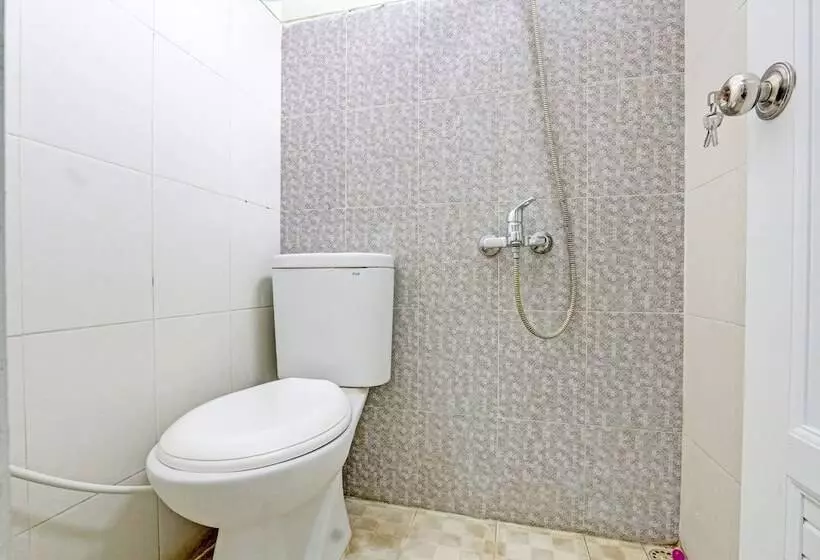 Hotel Griya Lestari Pati 2 By Oyo