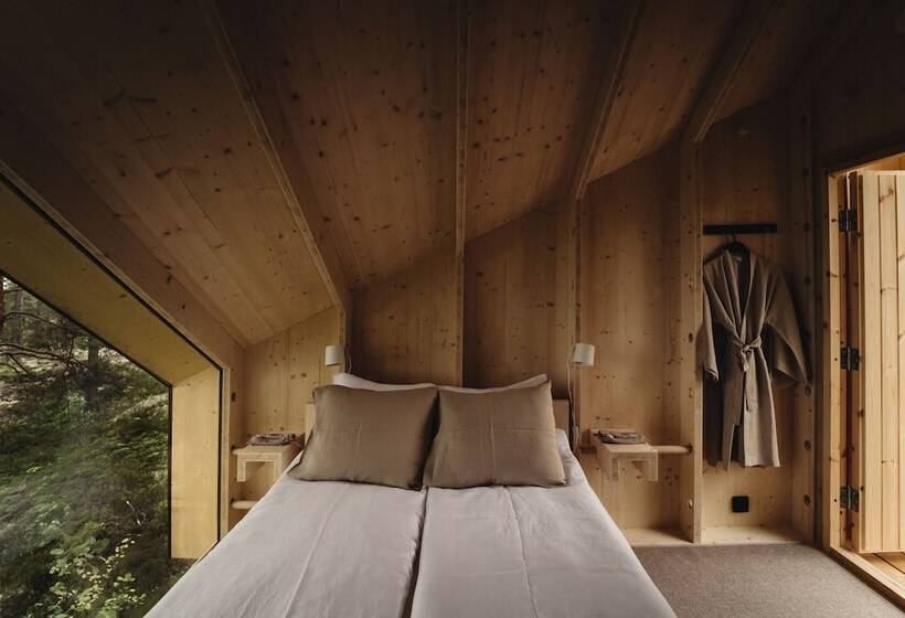 Hotel Hilltop Forest