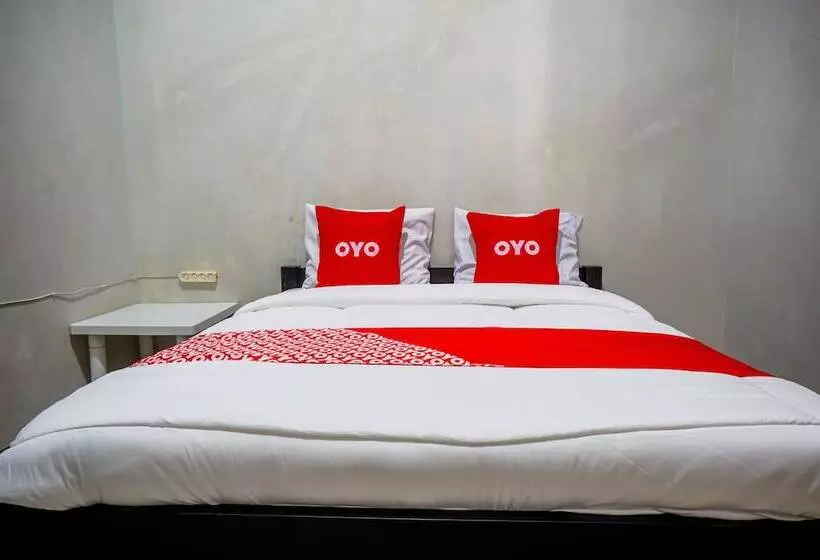 Hotelli Hkp Homestay Syariah By Oyo