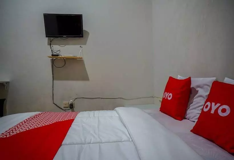 Hotelli Hkp Homestay Syariah By Oyo