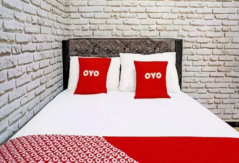 Hotelli Kost Maluku 36 Family Residence By Oyo