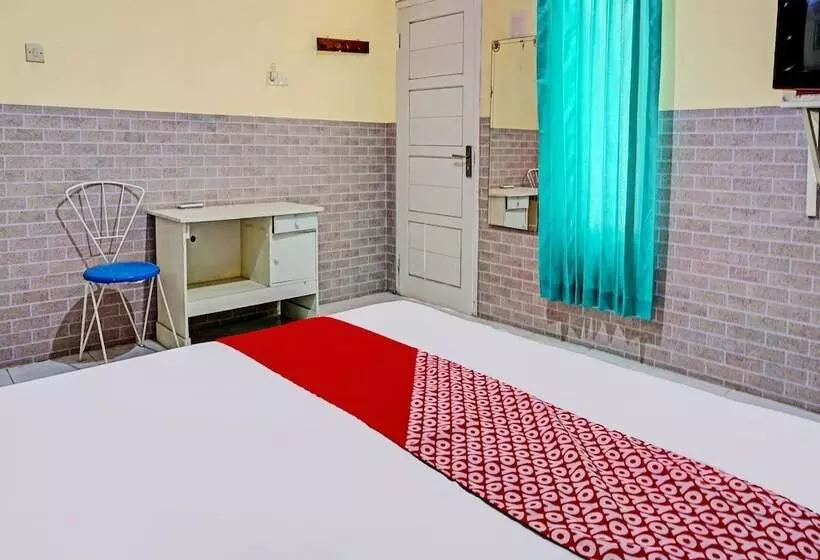 Hotelli Kost Maluku 36 Family Residence By Oyo