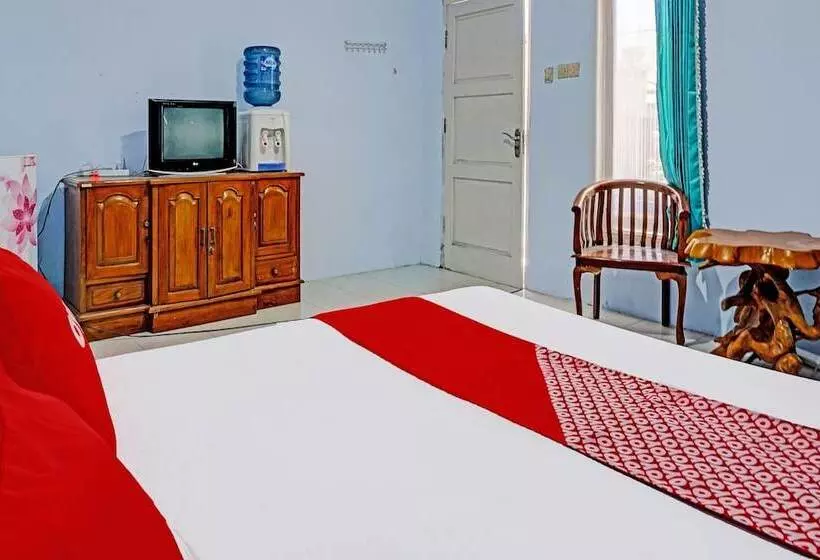 Hotelli Kost Maluku 36 Family Residence By Oyo