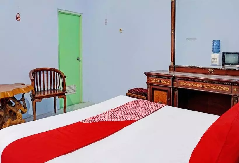 Hotelli Kost Maluku 36 Family Residence By Oyo