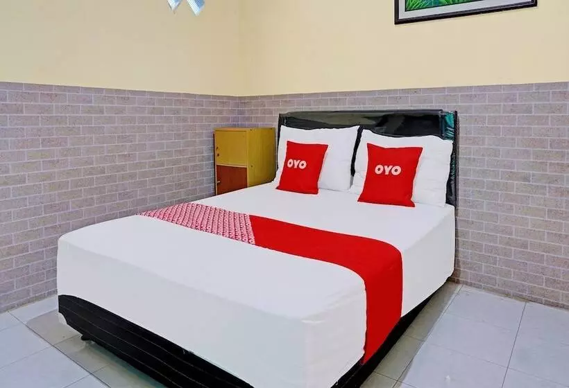 Hotelli Kost Maluku 36 Family Residence By Oyo