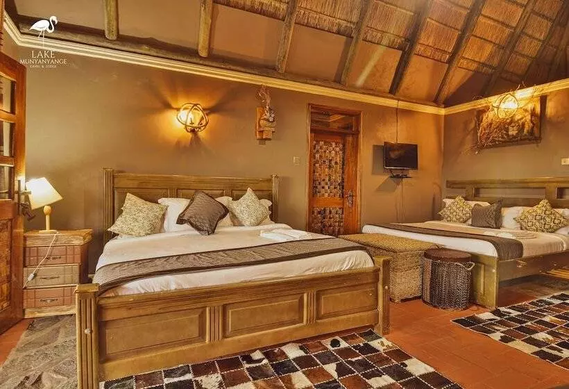 هتل Lake Munyanyange Caves Lodge