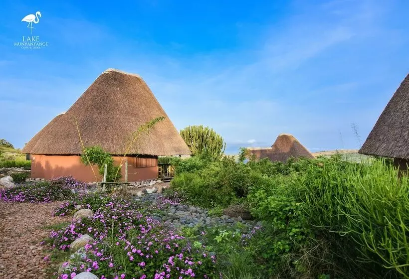 هتل Lake Munyanyange Caves Lodge