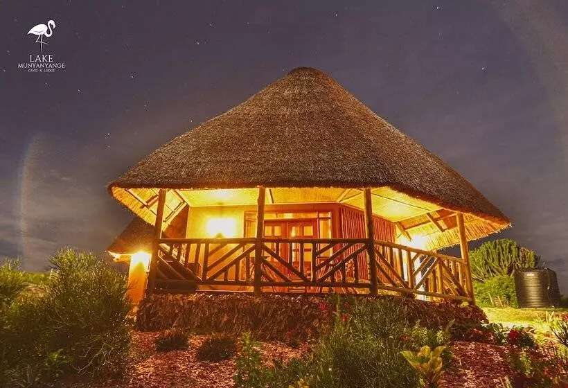 هتل Lake Munyanyange Caves Lodge